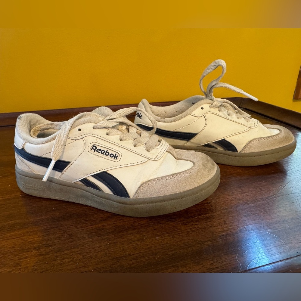 Reebok Toddler Boy Size 12 Sneakers White & Blue